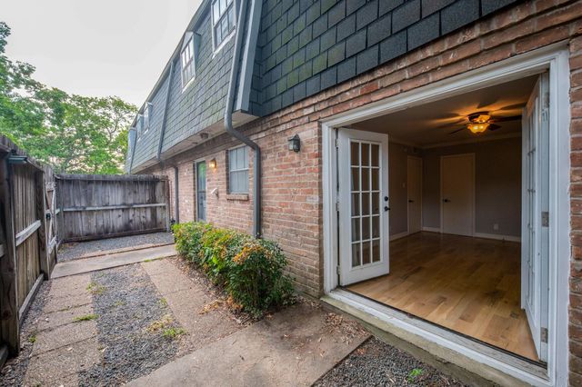 9015 Gaylord Street 57, Hedwig Village, TX 77024