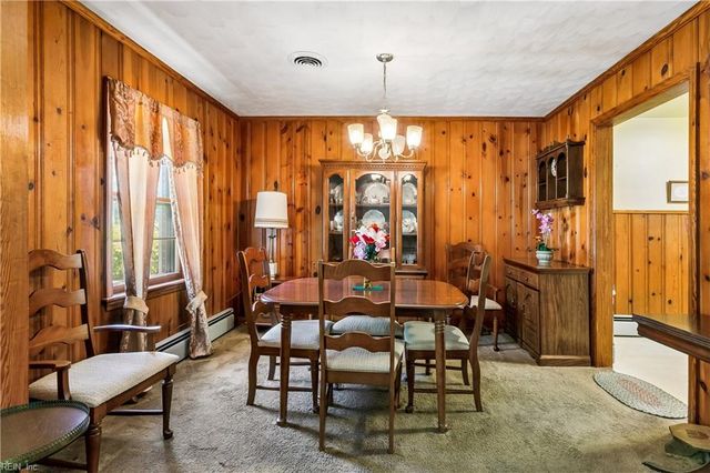 108 Hermitage RD, Newport News, VA 23606