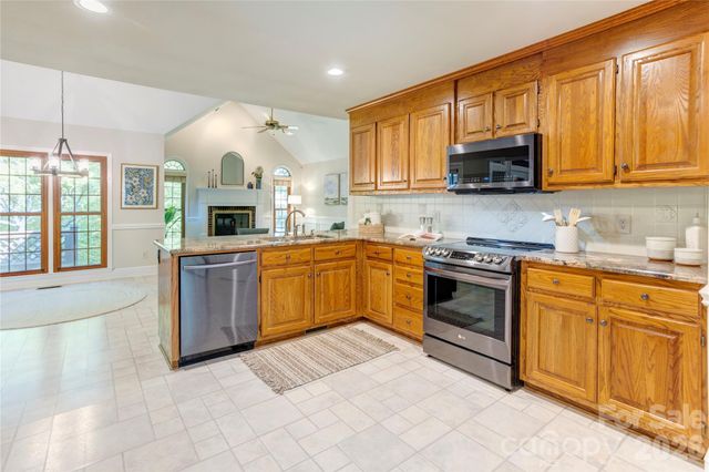 1188 Fawn Ridge Road NW, Concord, NC 28027