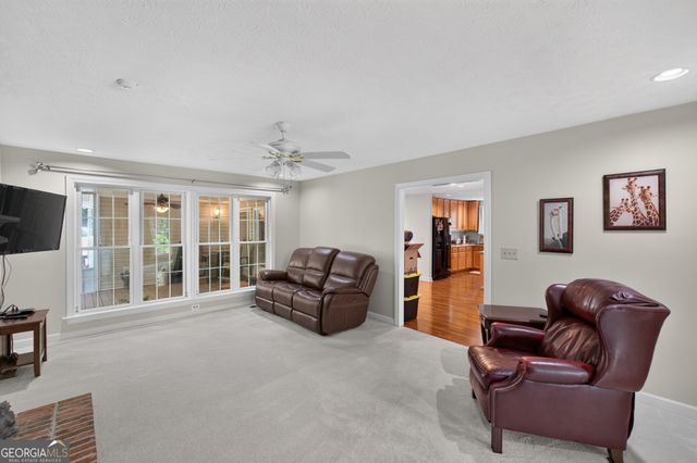 105 Old Plantation Way, Fayetteville, GA 30214