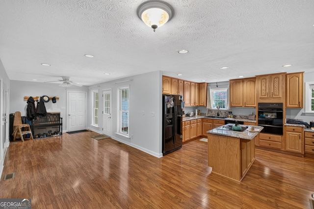 105 Old Plantation Way, Fayetteville, GA 30214