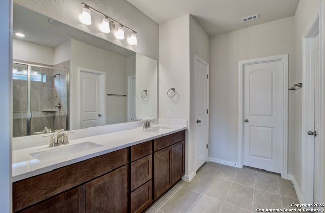 832 Little Pebble, New Braunfels, TX 78130