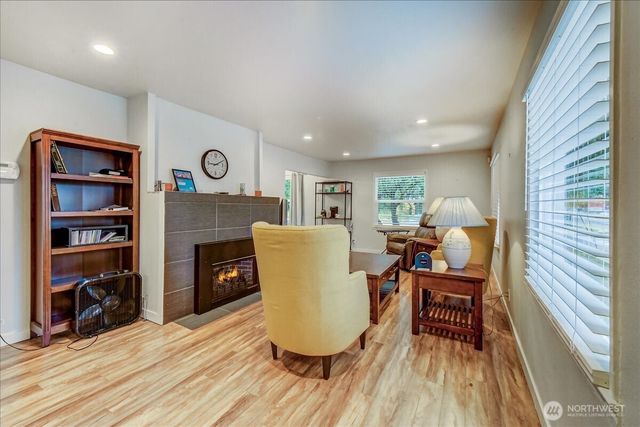 624 Madison Street, Everett, WA 98203
