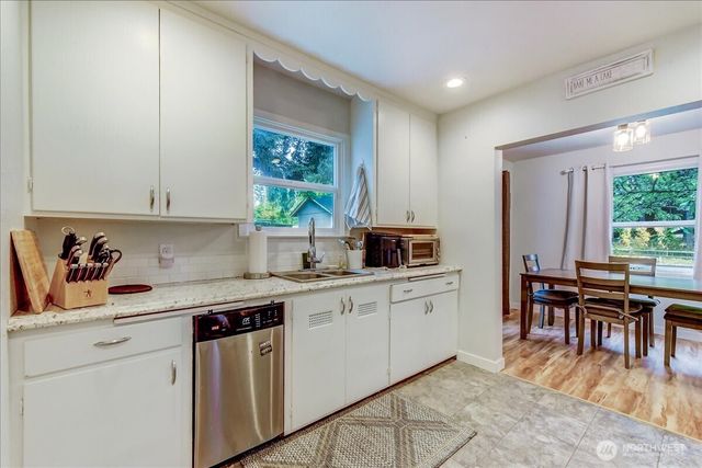 624 Madison Street, Everett, WA 98203