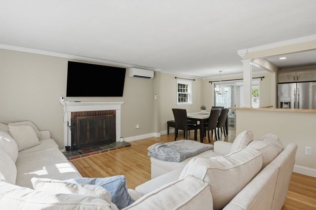 841 Grove Street Terrace, Worcester, MA 01605