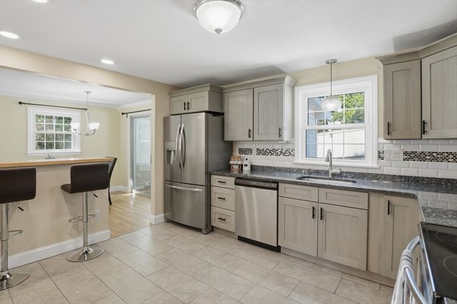 841 Grove Street Terrace, Worcester, MA 01605