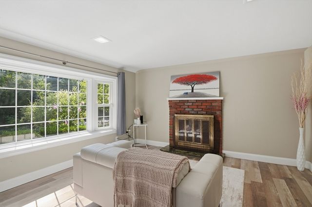 841 Grove Street Terrace, Worcester, MA 01605