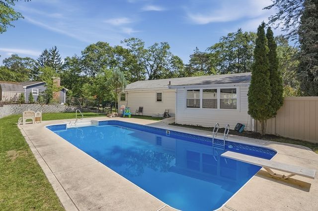 841 Grove Street Terrace, Worcester, MA 01605