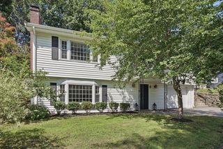 841 Grove Street Terrace, Worcester, MA 01605