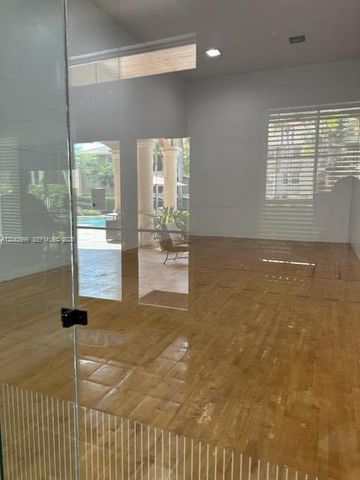 11600 SW 2nd Street 18207, Pembroke Pines, FL 33025