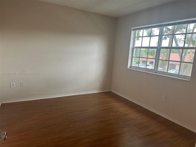 11600 SW 2nd Street 18207, Pembroke Pines, FL 33025