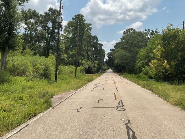 18318 Mossforest Drive, Houston, TX 77090