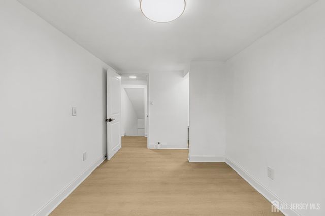 309 S 2nd Avenue S, Highland Park, NJ 08904