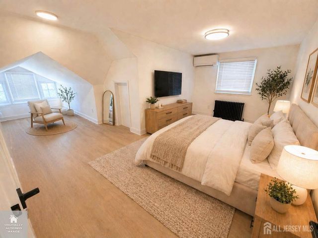 309 S 2nd Avenue S, Highland Park, NJ 08904