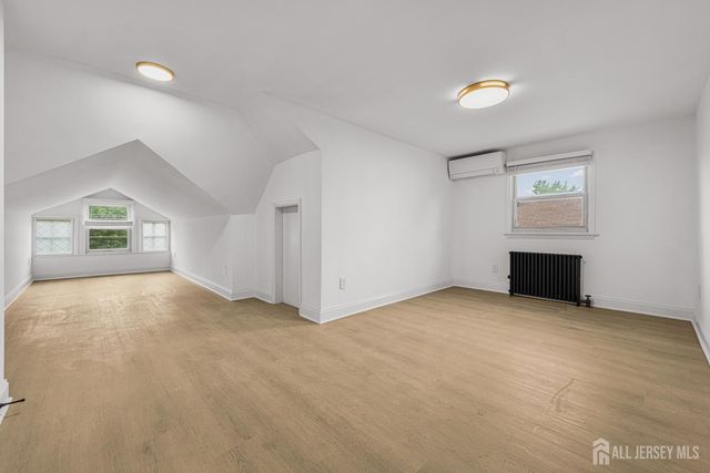 309 S 2nd Avenue S, Highland Park, NJ 08904