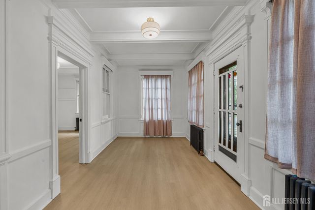 309 S 2nd Avenue S, Highland Park, NJ 08904