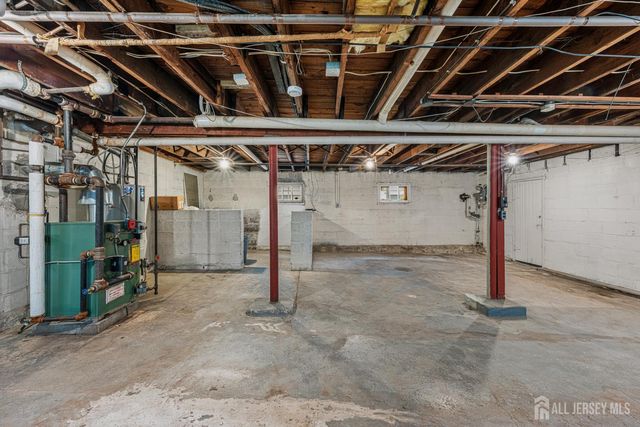 309 S 2nd Avenue S, Highland Park, NJ 08904