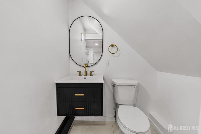 309 S 2nd Avenue S, Highland Park, NJ 08904
