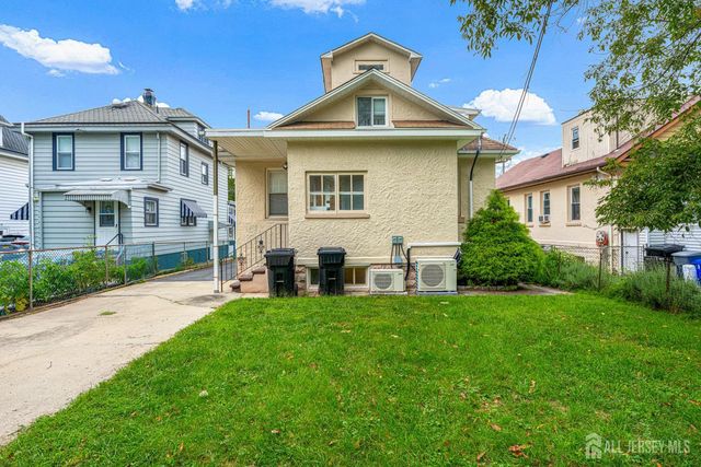 309 S 2nd Avenue S, Highland Park, NJ 08904