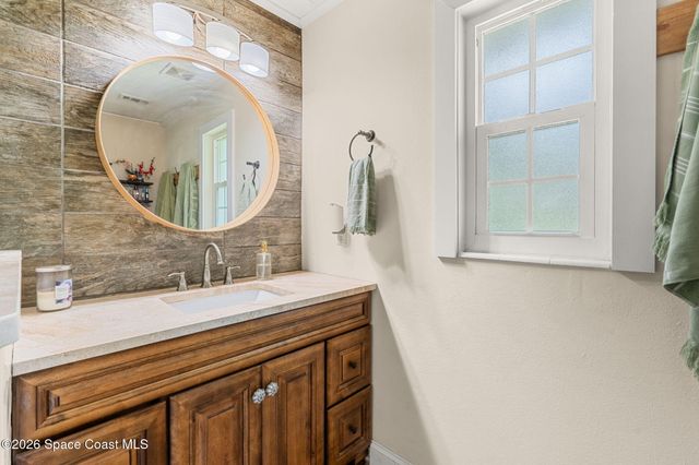 4360 Lakeridge Drive, Melbourne, FL 32934