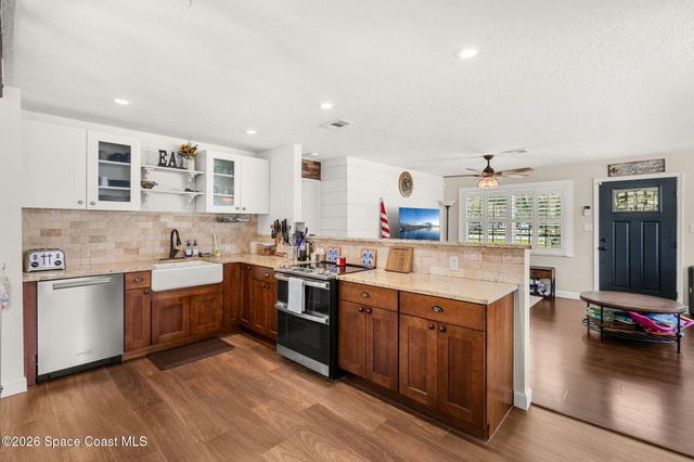 4360 Lakeridge Drive, Melbourne, FL 32934