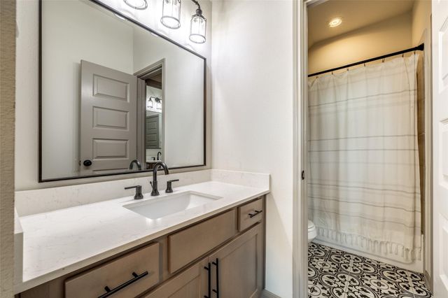 1423 Hackberry Heights Drive, Houston, TX 77406