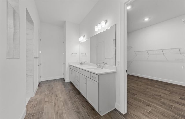 5027 GOLDEN SHORE COURT, Lakewood Ranch, FL 34211