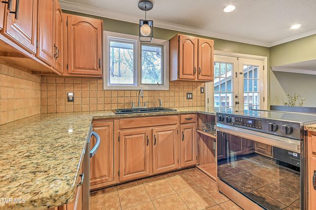 149 Kingsbridge, Bristol, TN 37620