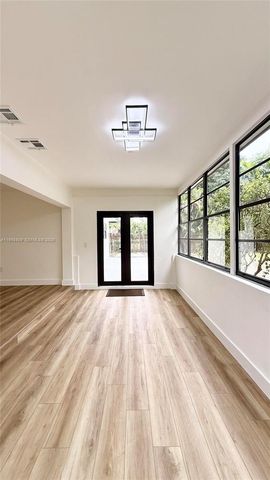 19732 NE 12th Pl, Miami, FL 33179