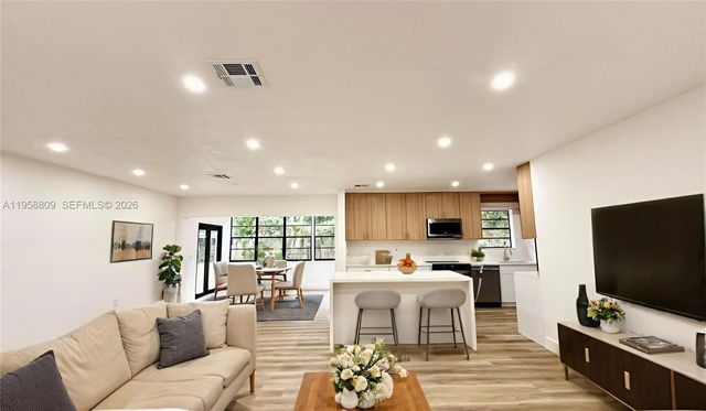 19732 NE 12th Pl, Miami, FL 33179