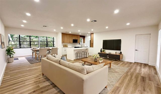 19732 NE 12th Pl, Miami, FL 33179