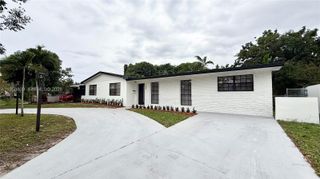 19732 NE 12th Pl, Miami, FL 33179