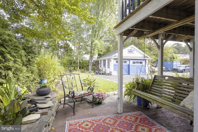 221 S EASTON RD, Glenside, PA 19038