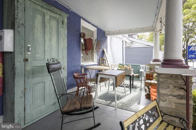 221 S EASTON RD, Glenside, PA 19038