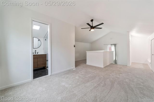 525 Helene Avenue, Royal Oak, MI 48067