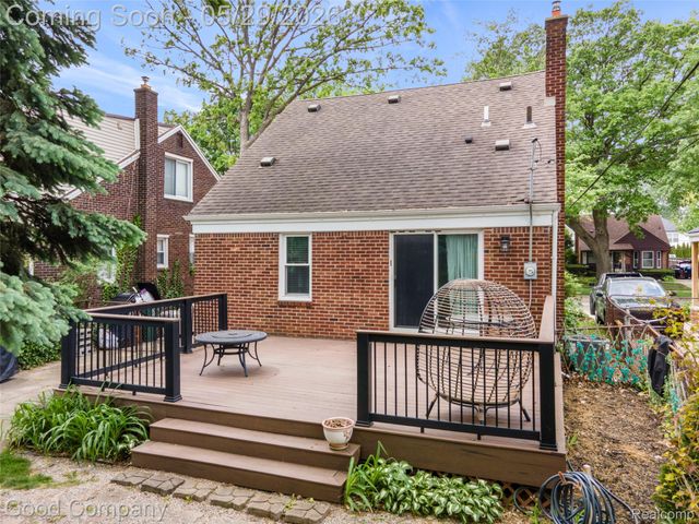 525 Helene Avenue, Royal Oak, MI 48067