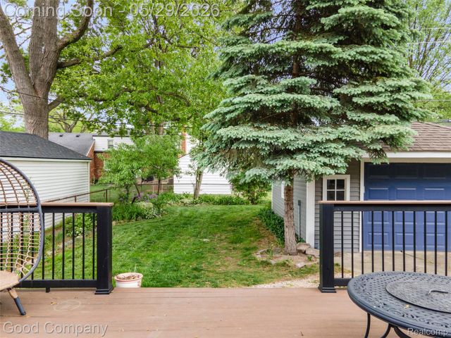 525 Helene Avenue, Royal Oak, MI 48067