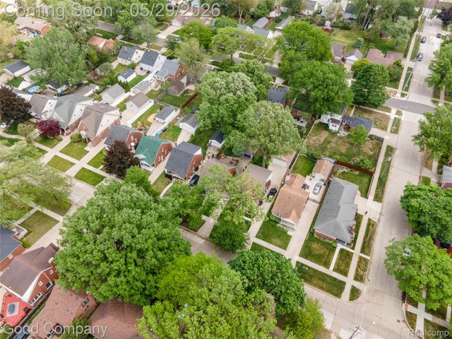525 Helene Avenue, Royal Oak, MI 48067