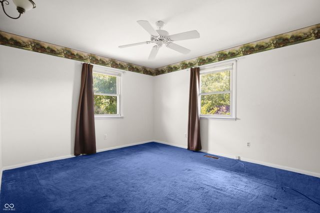 852 Knollwood Drive, Columbus, IN 47203