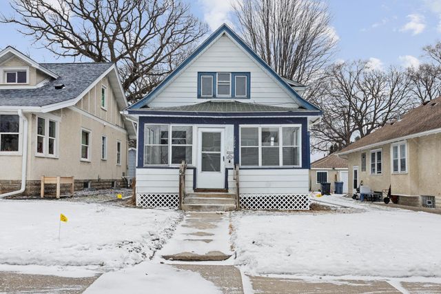 2024 Queen Avenue N, Minneapolis, MN 55411