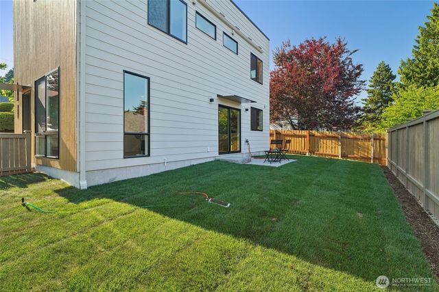 1708 NE 89th Street, Seattle, WA 98115