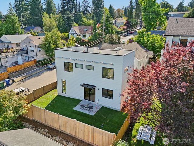 1708 NE 89th Street, Seattle, WA 98115