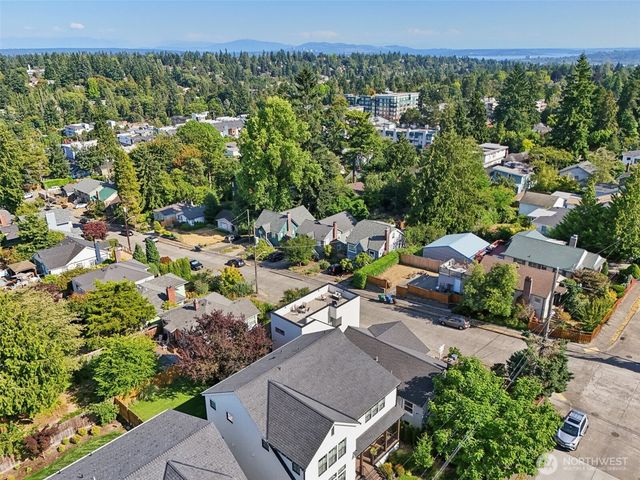 1708 NE 89th Street, Seattle, WA 98115