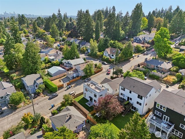 1708 NE 89th Street, Seattle, WA 98115
