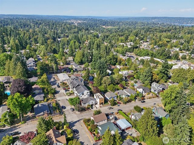 1708 NE 89th Street, Seattle, WA 98115