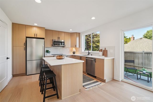 1708 NE 89th Street, Seattle, WA 98115