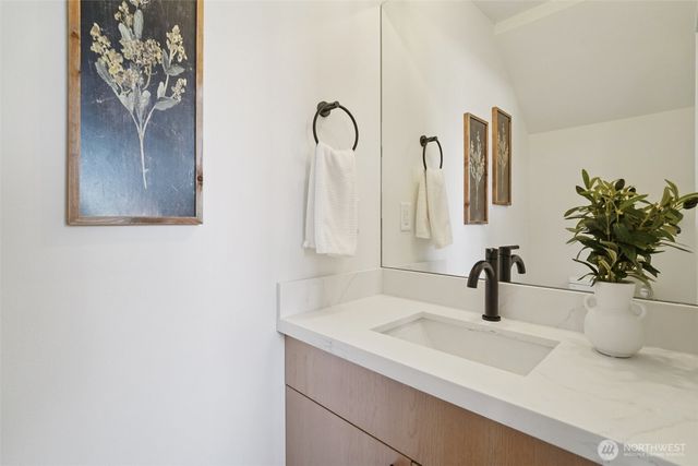 1708 NE 89th Street, Seattle, WA 98115