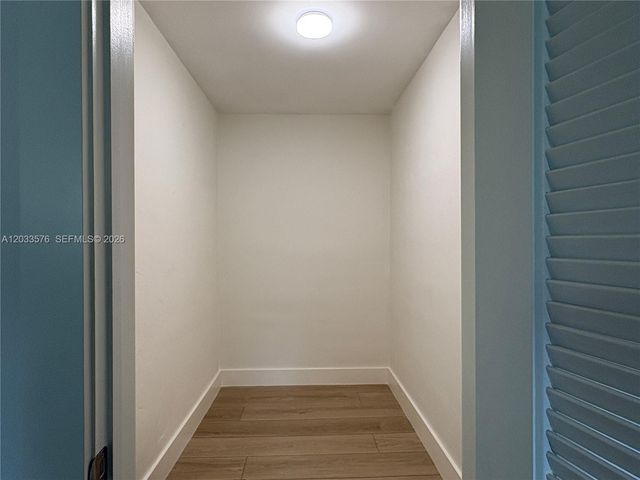 1221 NW 44th Street ., Deerfield Beach, FL 33064