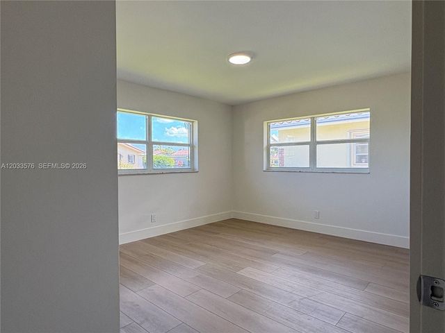 1221 NW 44th Street ., Deerfield Beach, FL 33064