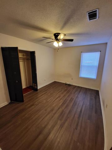 2686 Crosscreek Road, Hephzibah, GA 30815